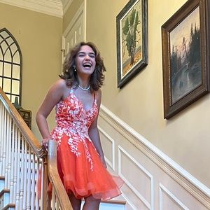 Meet your Posher, Madison